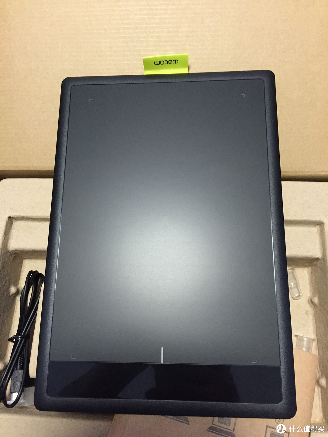 老婆送的礼物：wacom 和冠 bamboo CTL-671 数位板