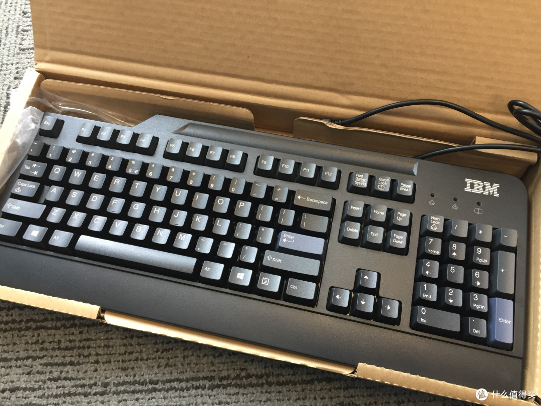 IBM SK-8825 键盘开箱：蹲在机房地板上敲命令的日子_键盘_什么值得买