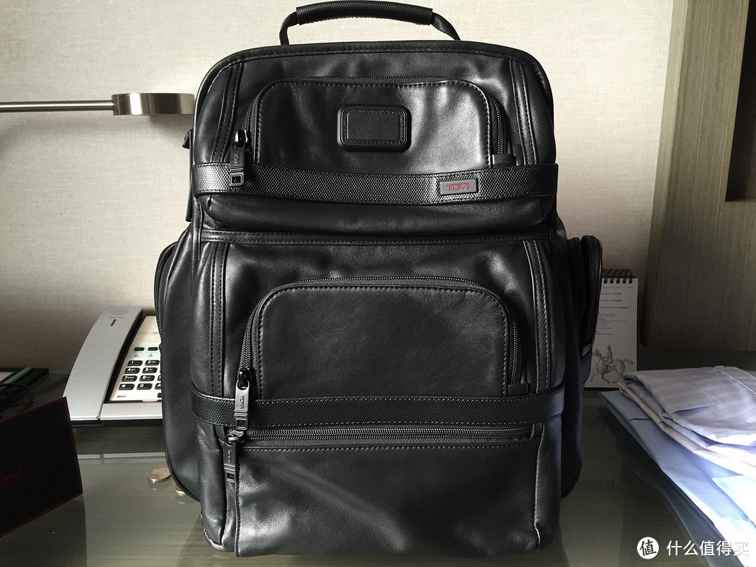 Tumi Alpha 2 T-Pass Business Class Leather Brief 双肩背包