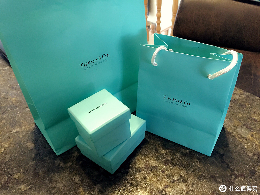 赫本迷收到的蒂凡尼：TIFFANY & Co 订婚戒指和耳钉