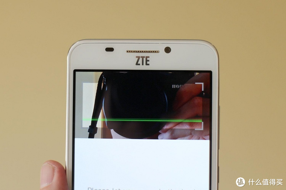全球首款眼纹识别：ZTE 中兴 发布 Grand S3智能手机