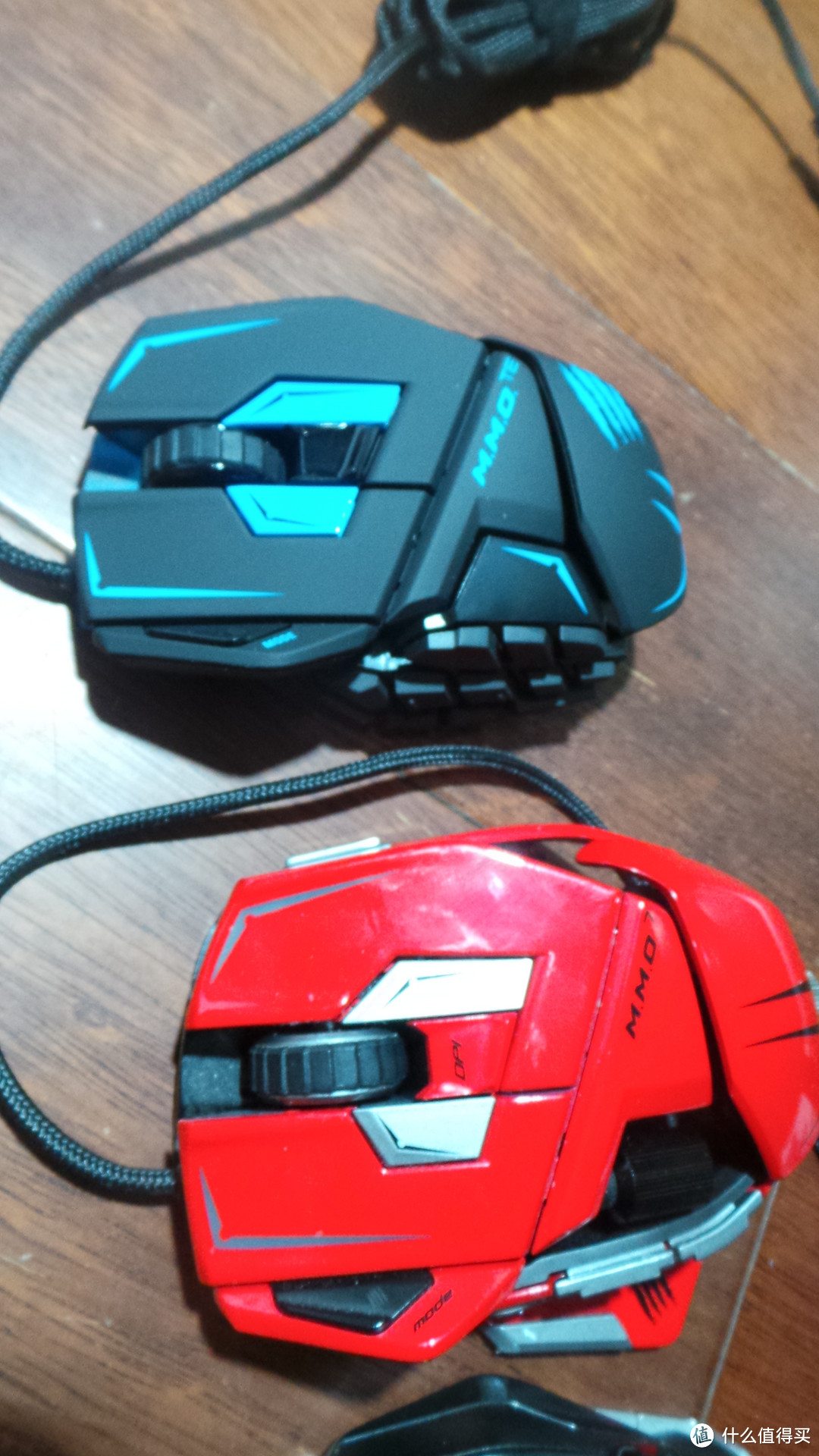 Mad Catz 美加狮 M.M.O.TE 游戏竞赛鼠标 蓝灵版