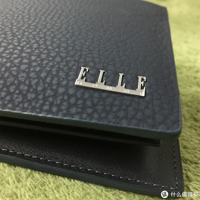 研究僧翻钱包：Elle Homme 男款钱包