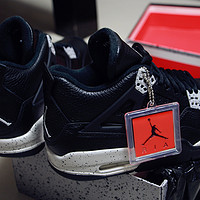 关于一些奥利奥 — Air Jordan 4 Retro