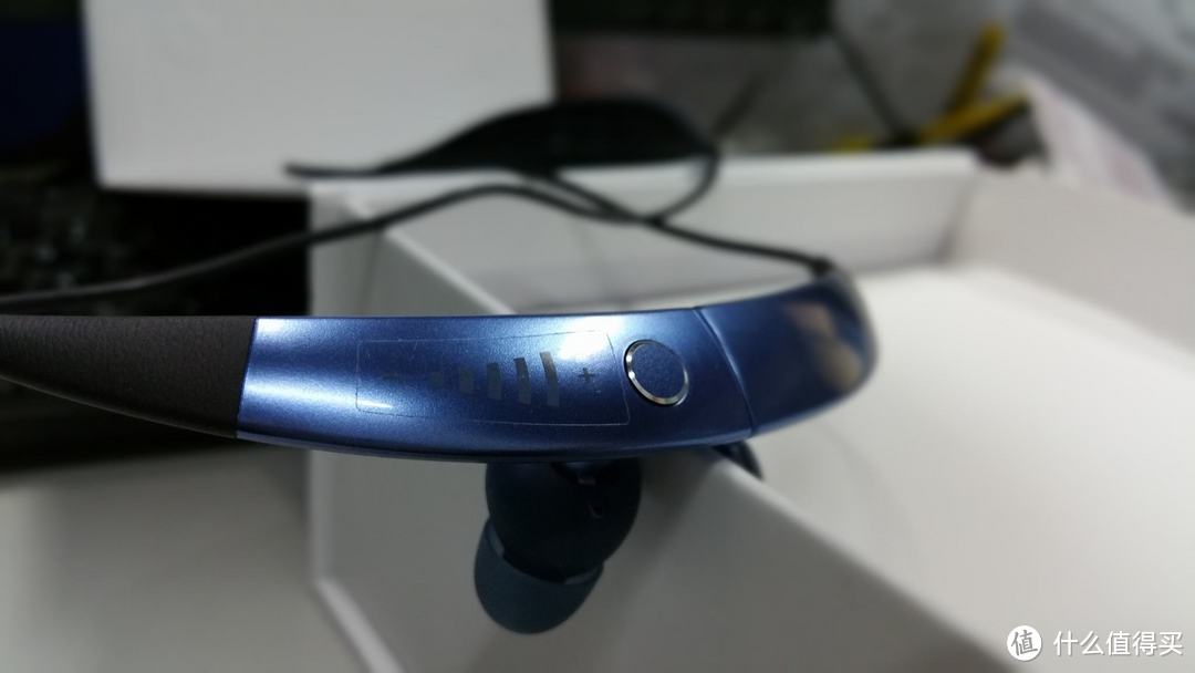 SAMSUNG 三星 gear circle 蓝牙运动耳机 简单开箱体验