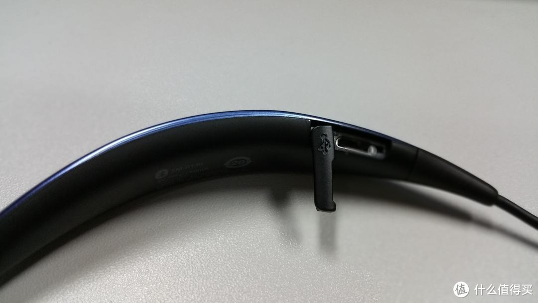 SAMSUNG 三星 gear circle 蓝牙运动耳机 简单开箱体验