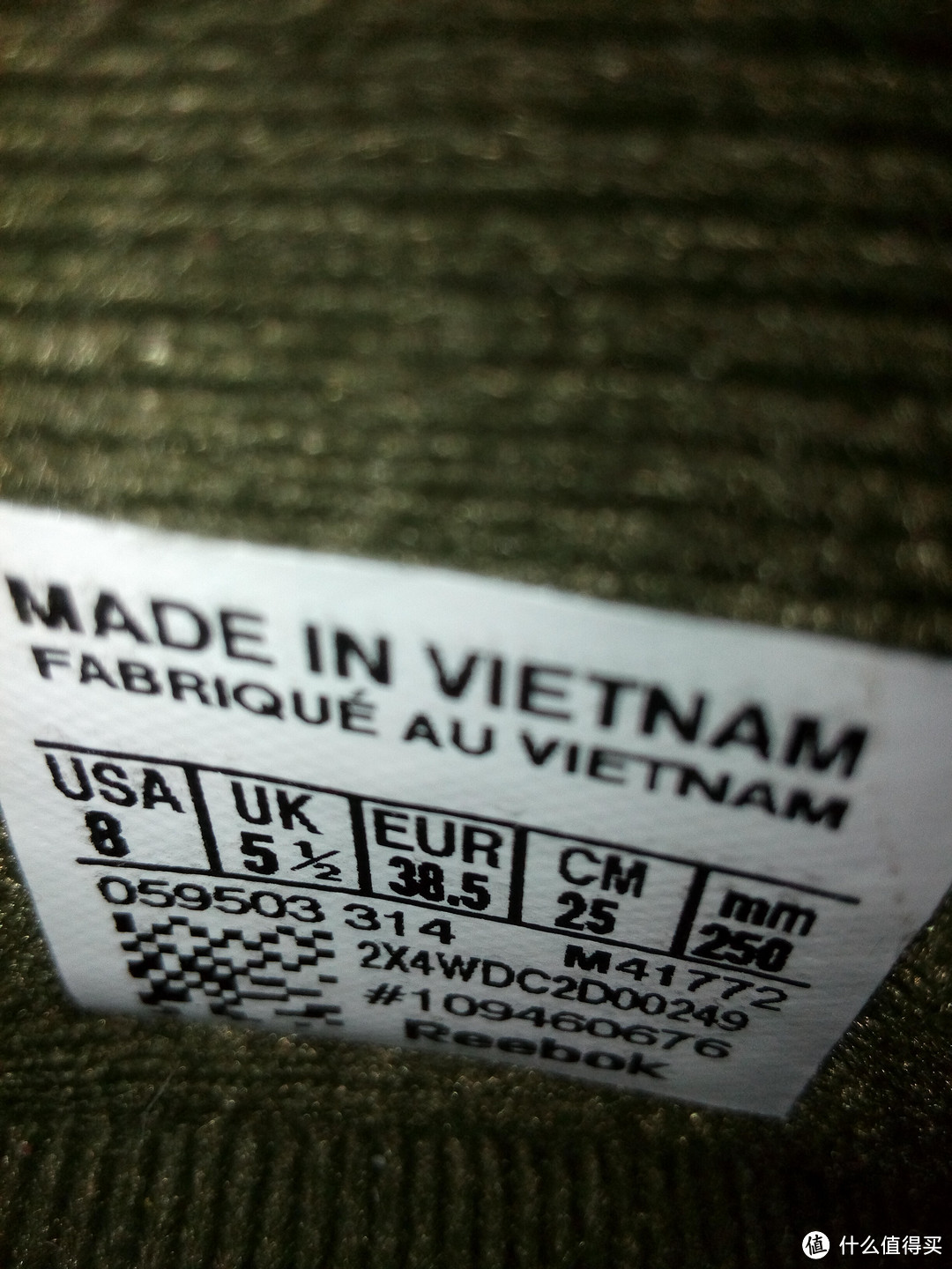 越南造，本人常穿39-39.5码，这个鞋码正好，但是貌似和尺码比偏大