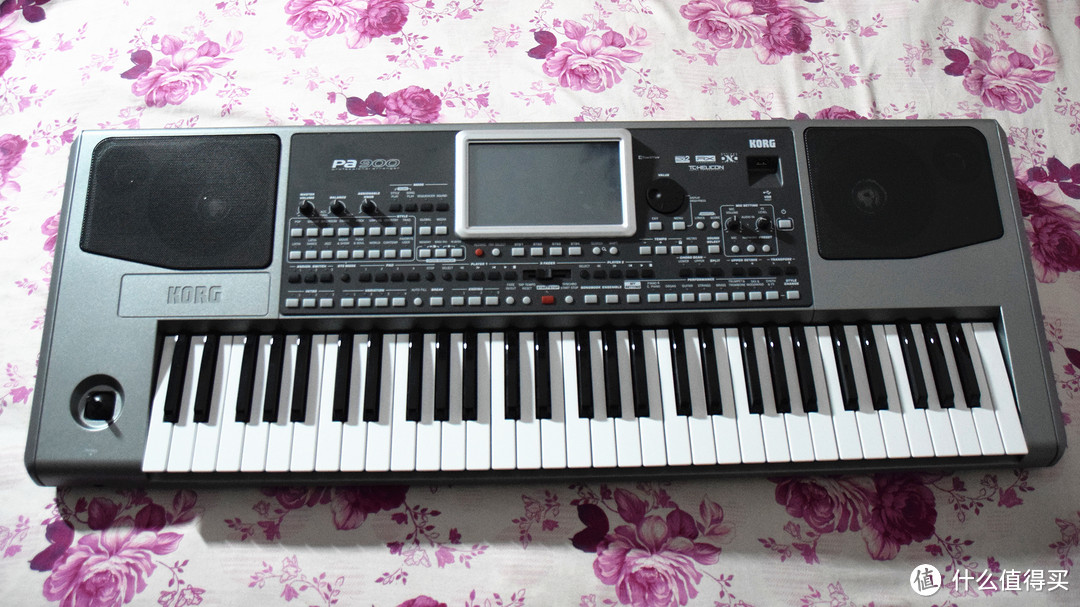 成人的音乐梦：万元级高端电子琴、编曲键盘 — KORG PA900