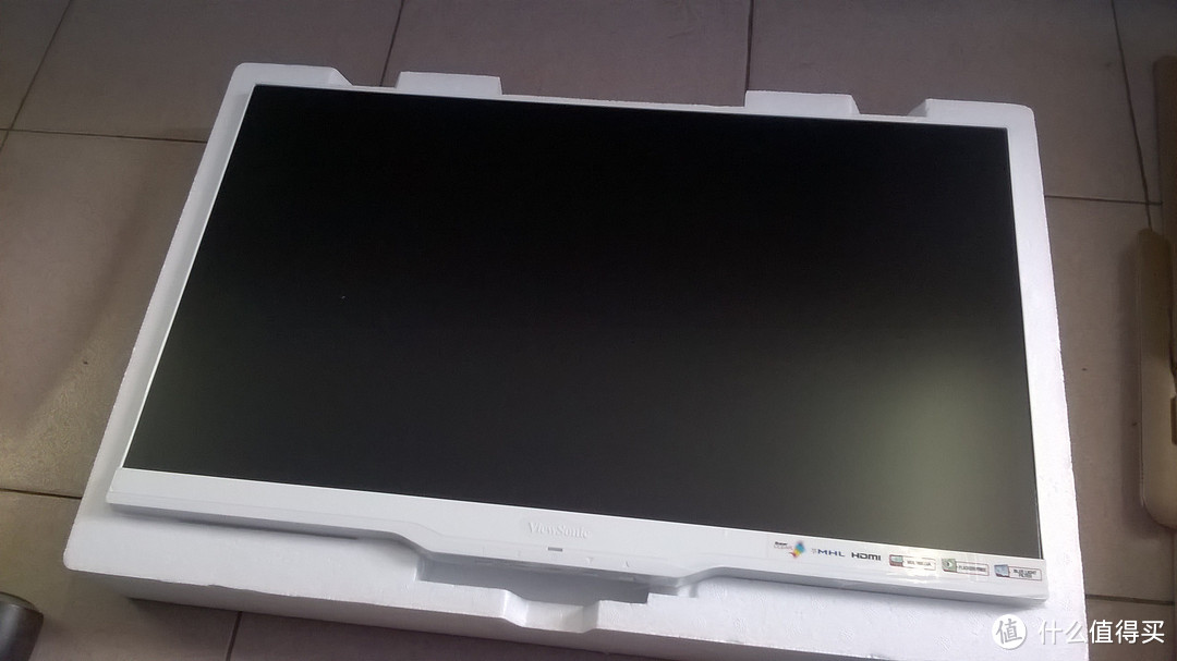 设计狗的护眼之选：ViewSonic 优派 VX2363smhl-W 23英寸AH-IPS LED背光液晶显示器