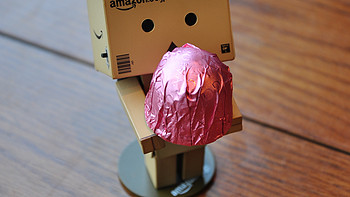 遇到对的人，每天都是情人节：阿楞 玩偶 & GODIVA 歌帝梵 金装精选巧克力心形礼盒