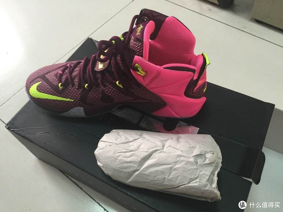皇帝的新装：NIKE 耐克 LEBRON 12 EP pink 篮球鞋