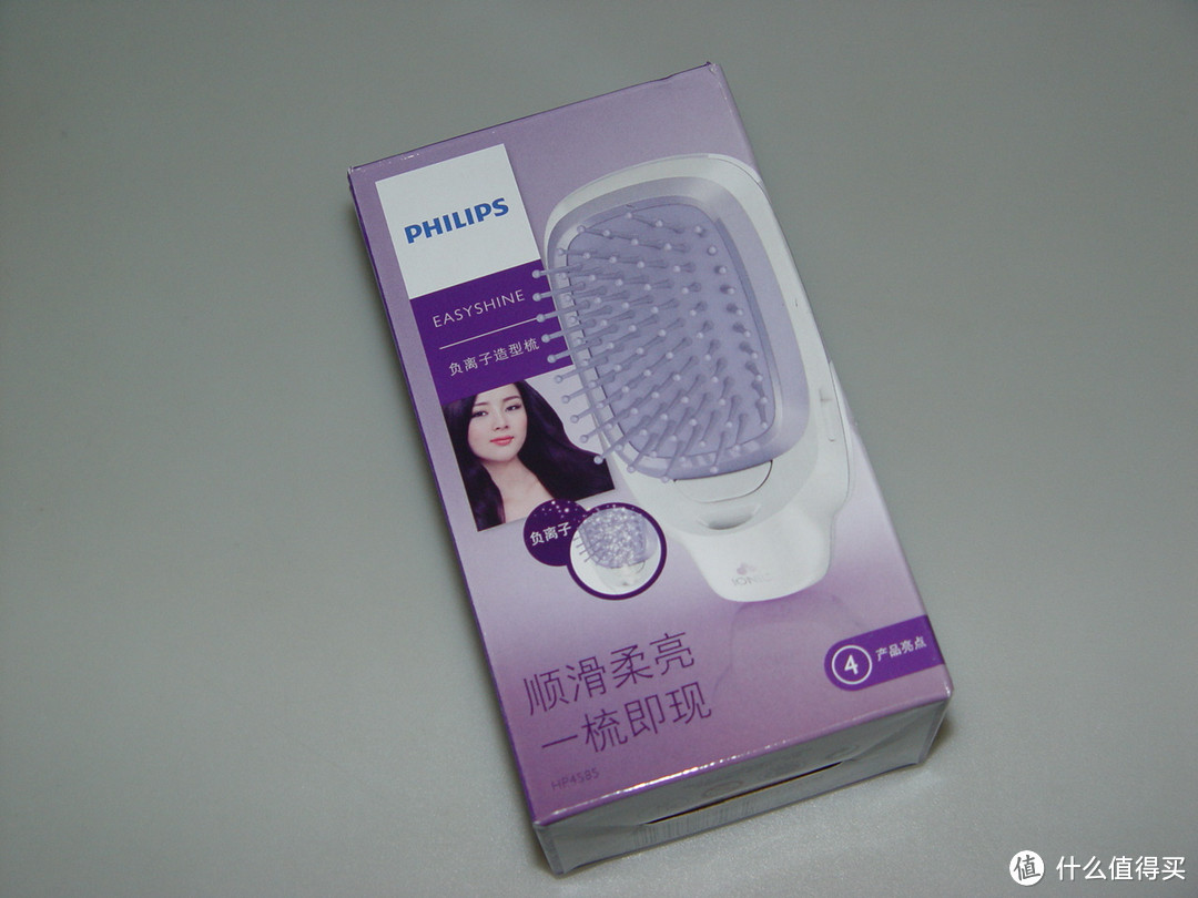 给LP的节日礼物：PHILIPS 飞利浦 HP8235/00 负离子电吹风、HP4585 负离子梳