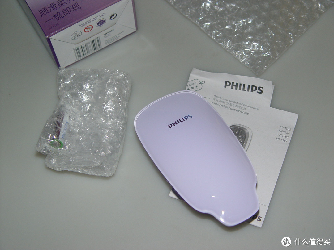 给LP的节日礼物：PHILIPS 飞利浦 HP8235/00 负离子电吹风、HP4585 负离子梳