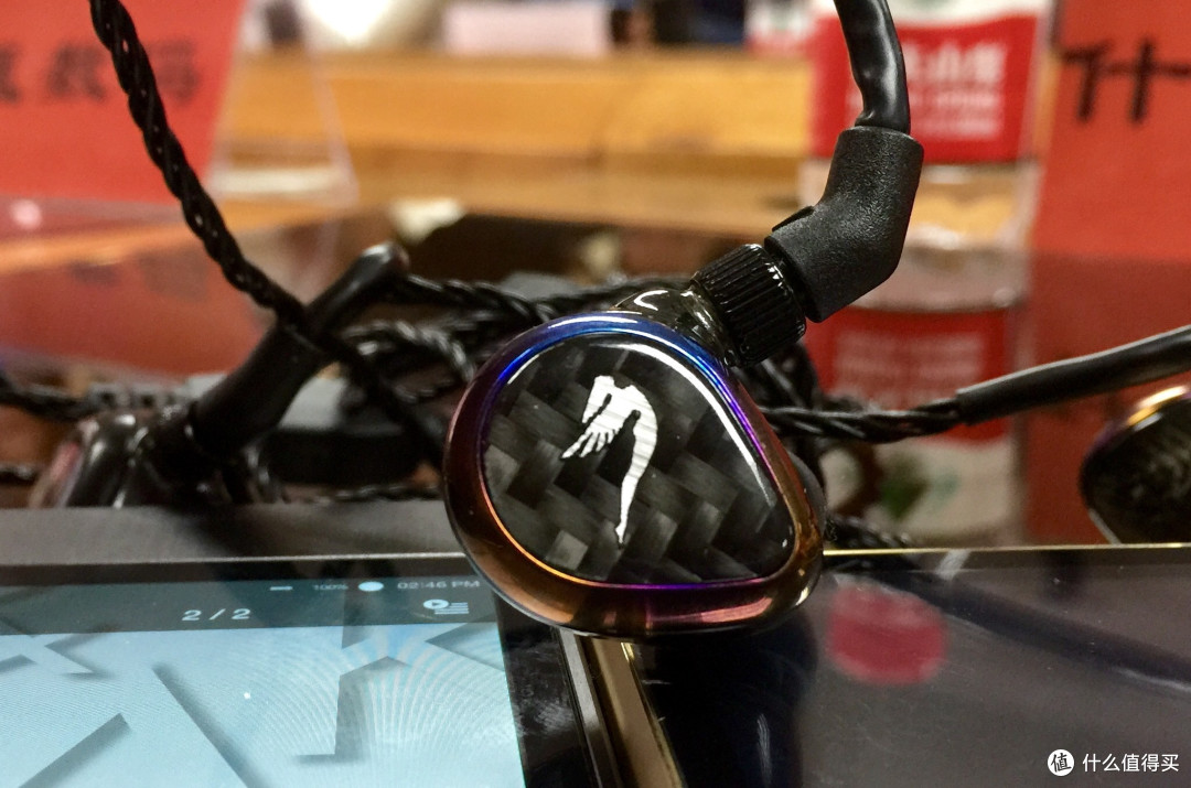 单元超多的壕物:JH Audio 推出 Layla 和 Angie 动铁平衡耳塞