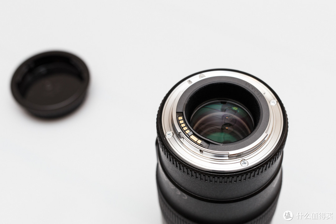 最便宜的佳能红定:Canon EF 100mm F2.8L Macro IS USM