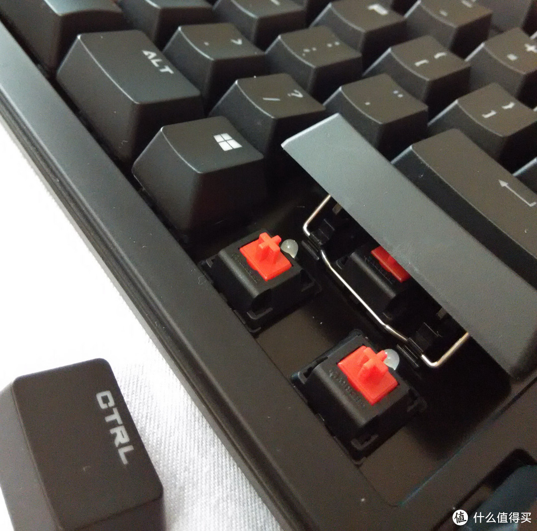 Cherry轴的魅力：COOLERMASTER 酷冷至尊 烈焰枪 旗舰版红轴 机械键盘