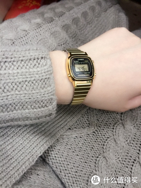 白菜装饰！CASIO 卡西欧 LA670WGA 复古风 电子表