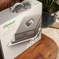 iRobot Braava 380t 拖地机器人外观展示(主机|按钮|湿拖垫|进水孔|适配器)