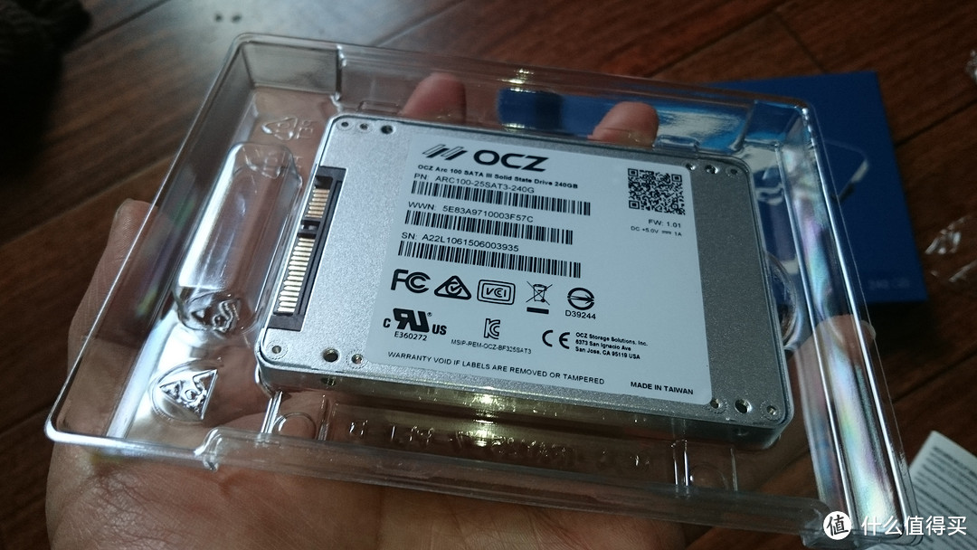 SSD破处，饥饿鲨 ARC100