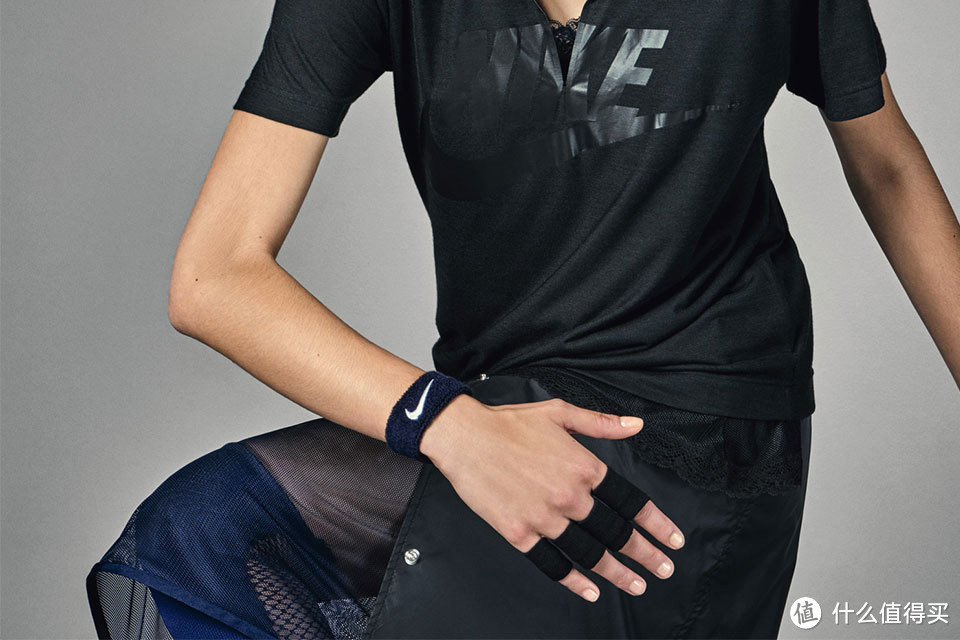 不一样的运动装： 耐克发布 NikeLab x sacai 2015春季联名系列