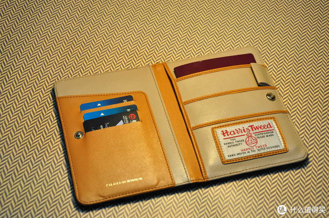 以为是笔记本的粗花毛呢英伦复古护照包