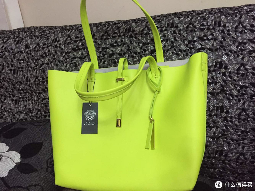 迟到的春节礼物，Vince Camuto Leila Travel Tote 青柠色 女包