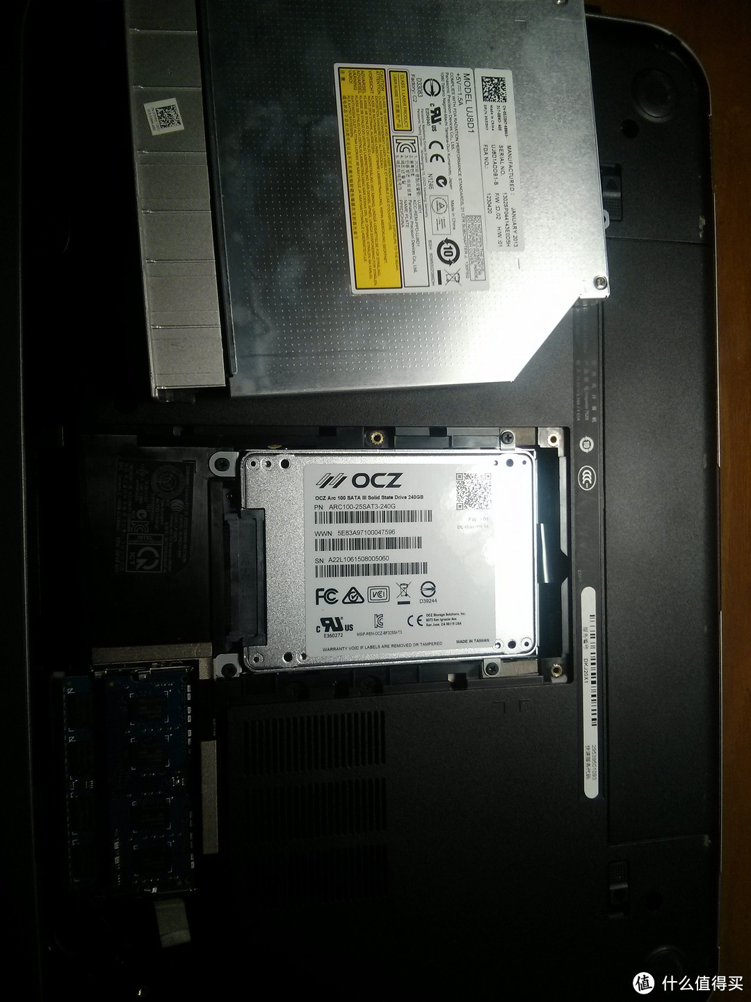 DELL 灵越15R turbo 加装 OCZ 饥饿鲨 ARC100 苍穹系列 240G SSD固态硬盘