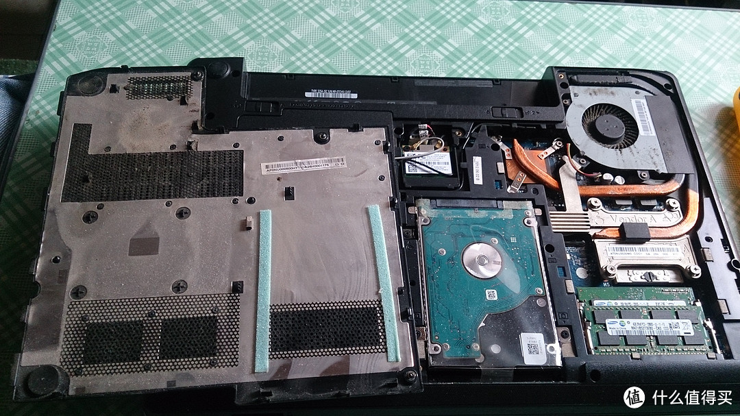 ThinkPad E430 小黑加装固态硬盘和内存条