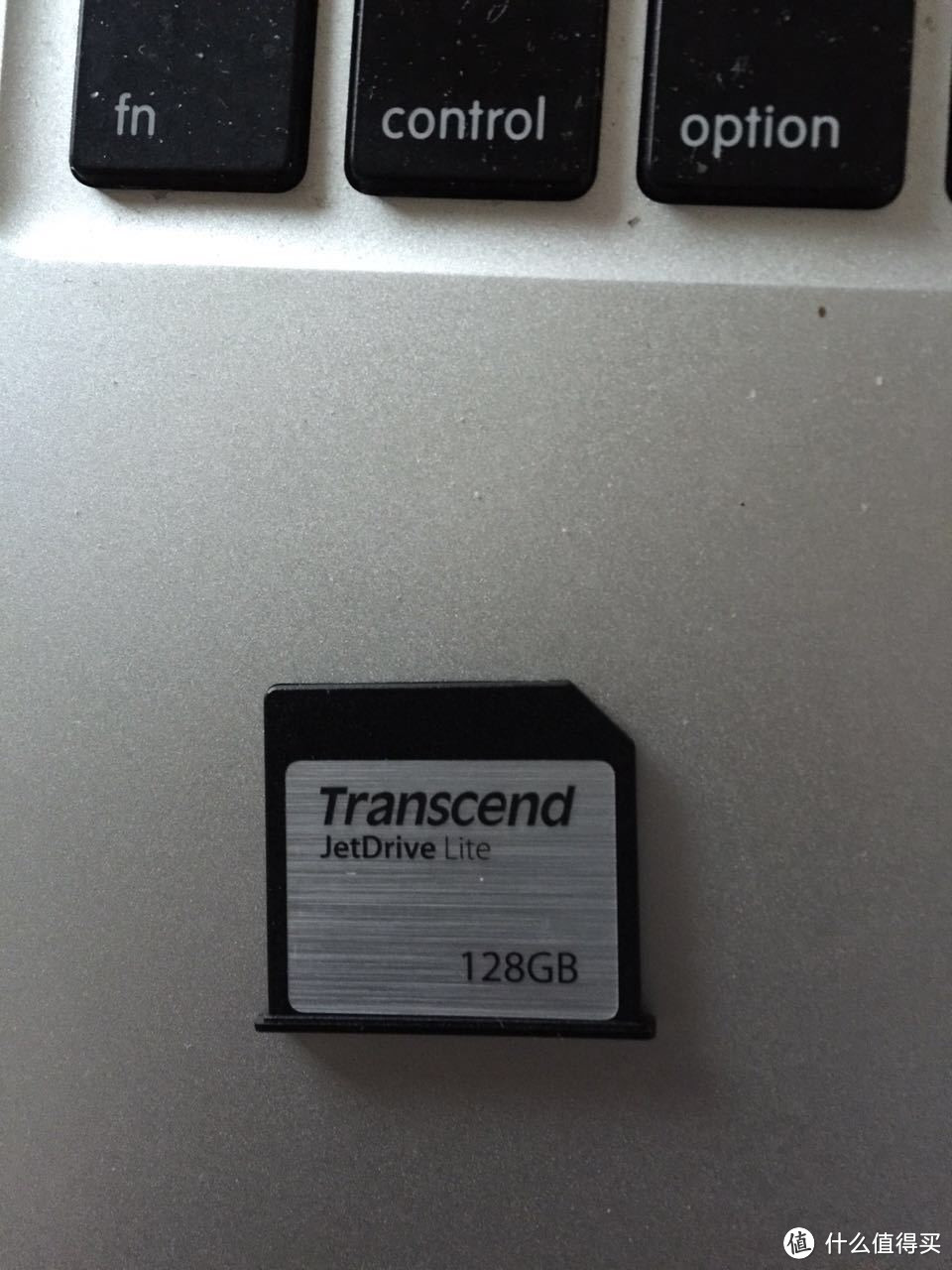 #原创新人# MBP优盘扩容方案：SAMSUNG 三星 Bar 64G 和 Transcend 创见 710 存储卡