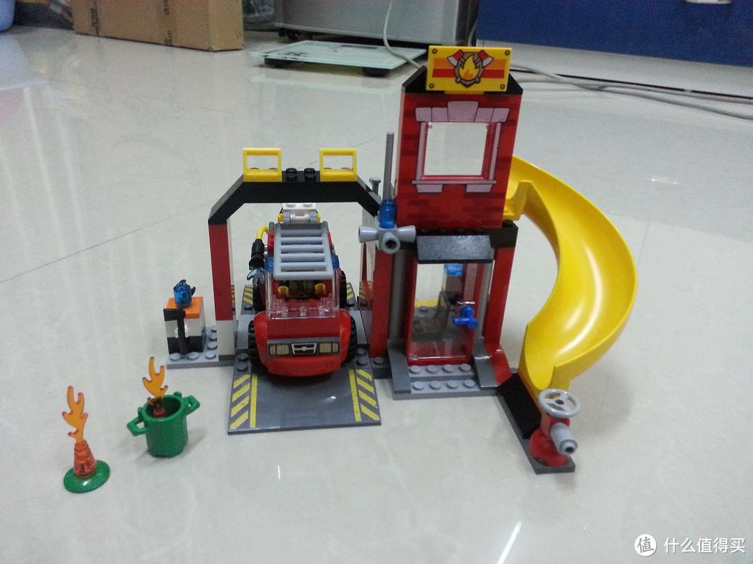 LEGO 乐高 小拼砌师系列 10675警察大追捕、10671火警救援队