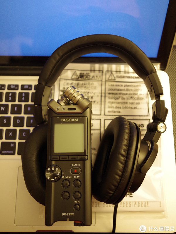 TASCAM DR-22WL 录音笔（Wi-Fi远程控制）