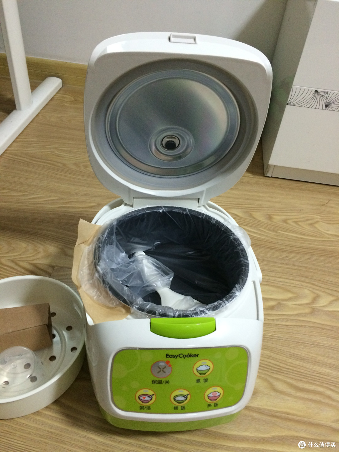 实用是关键:Midea 美的 EasyCooker 易酷客 EB-FD308B 电饭煲 3L