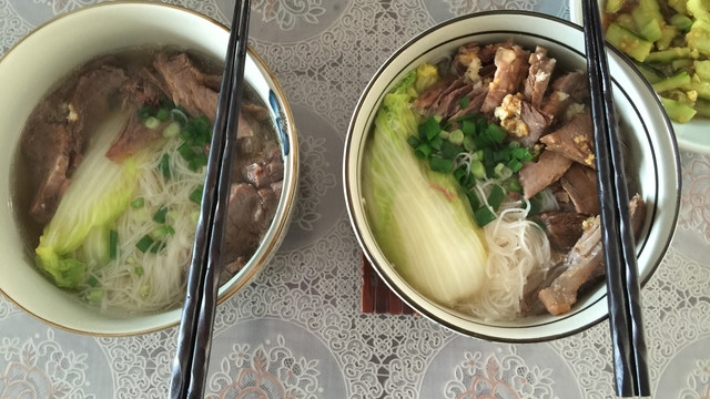 嗱嗱声开饭 篇一:快手牛腱子