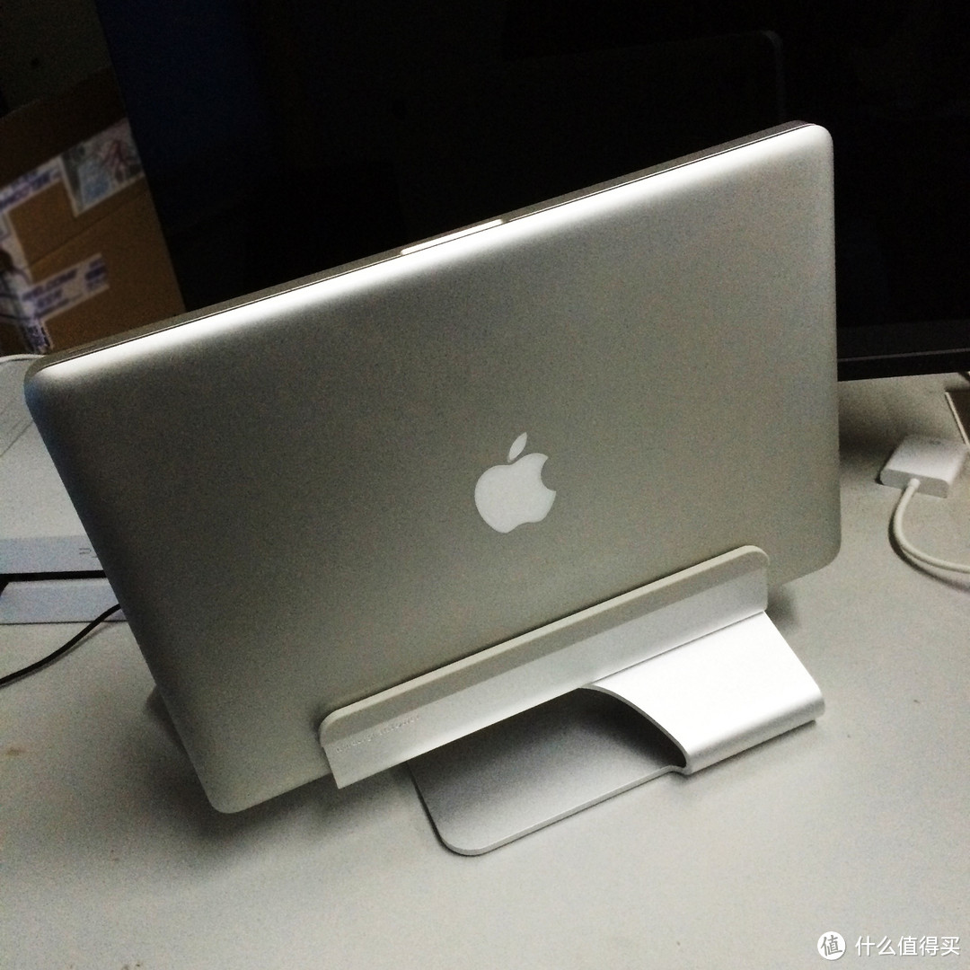 MacBook 直立支架 mTower 以及拔草的连锁反应