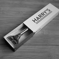 Harry\'s 手动剃须刀使用总结(重量|刀片|刀头|价格)