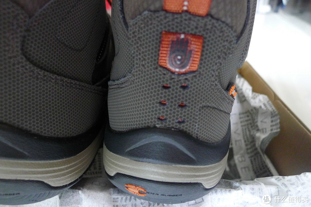 Teva Surge Mid Event 男士徒步登山靴