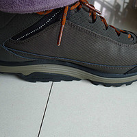 Teva Surge Mid Event 男士徒步登山靴使用感受(缓震|设计|透气性)
