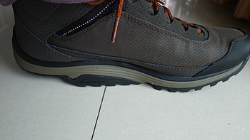 Teva Surge Mid Event 男士徒步登山靴使用感受(缓震|设计|透气性)