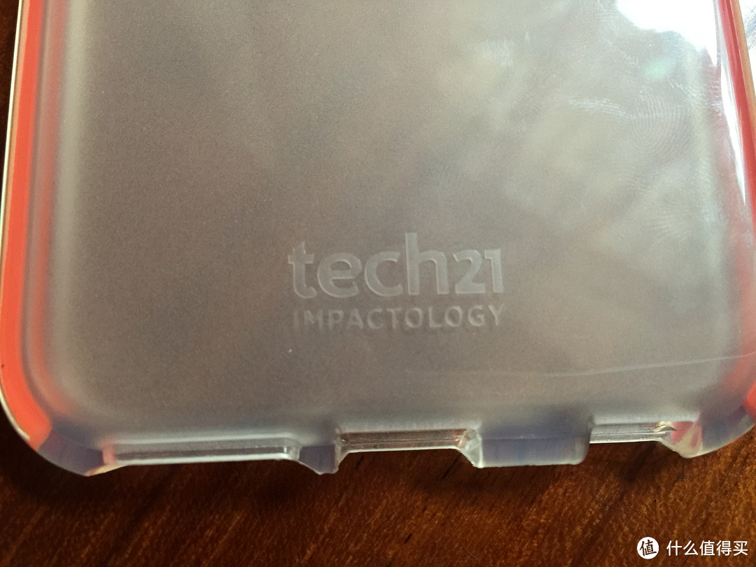 Tech21 Classic Shell 保护壳