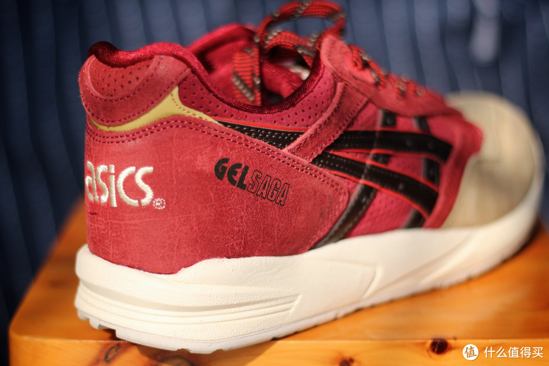 Asics 亚瑟士 Gel-Saga 2014圣诞特别款复古跑鞋 