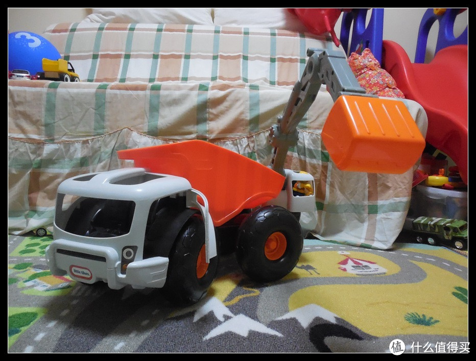 儿子的三岁生日礼物：Little Tikes 小泰克 怪兽尘土车