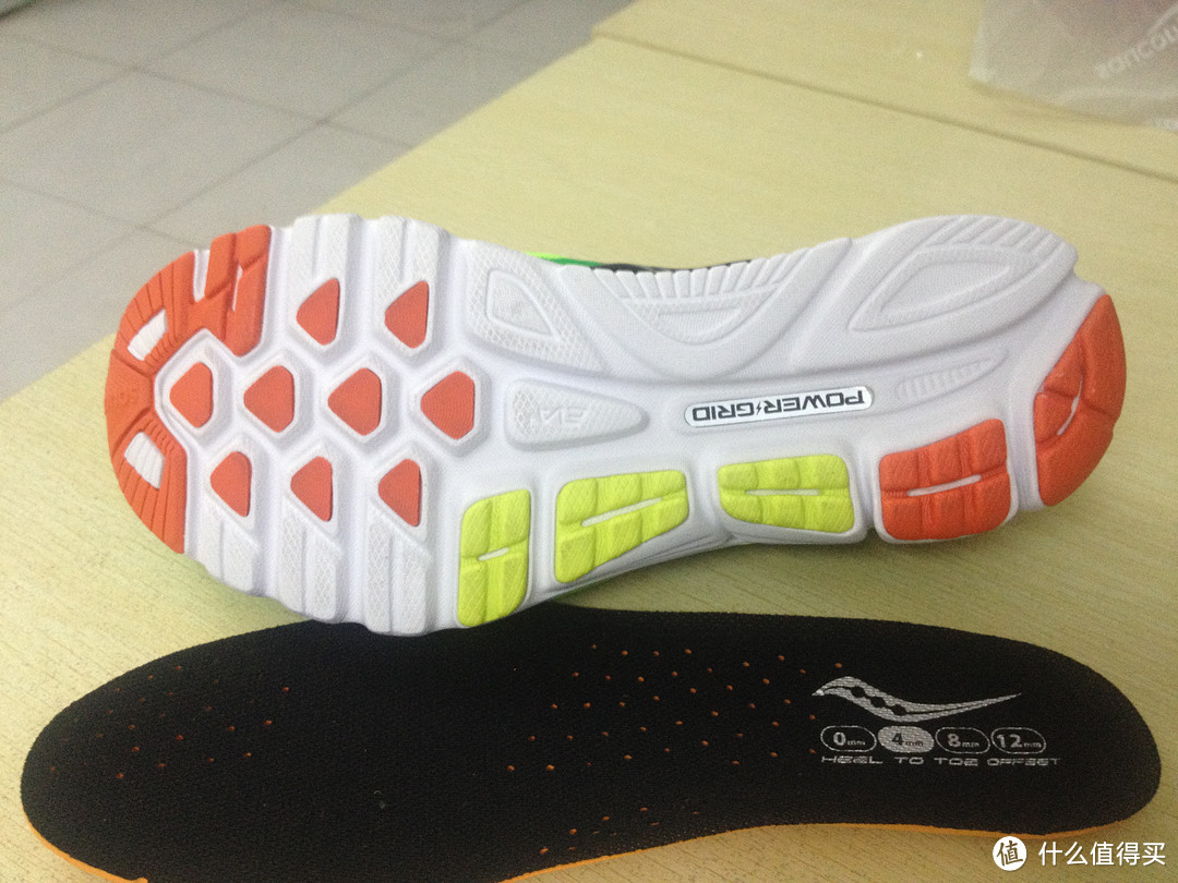 四大进三：Saucony 索康尼 Kinvara 5 男款*级轻量缓冲跑鞋