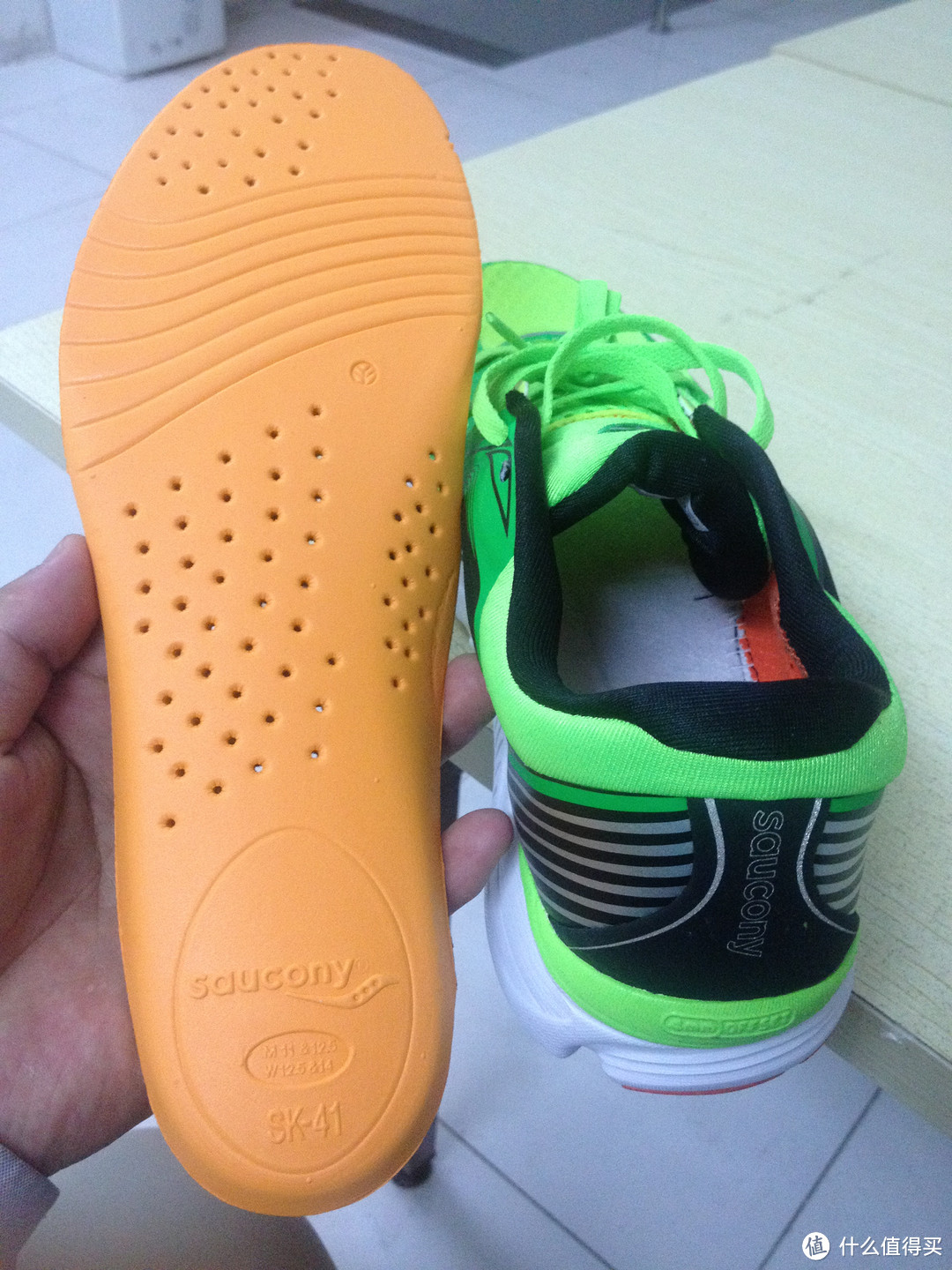 四大进三：Saucony 索康尼 Kinvara 5 男款*级轻量缓冲跑鞋