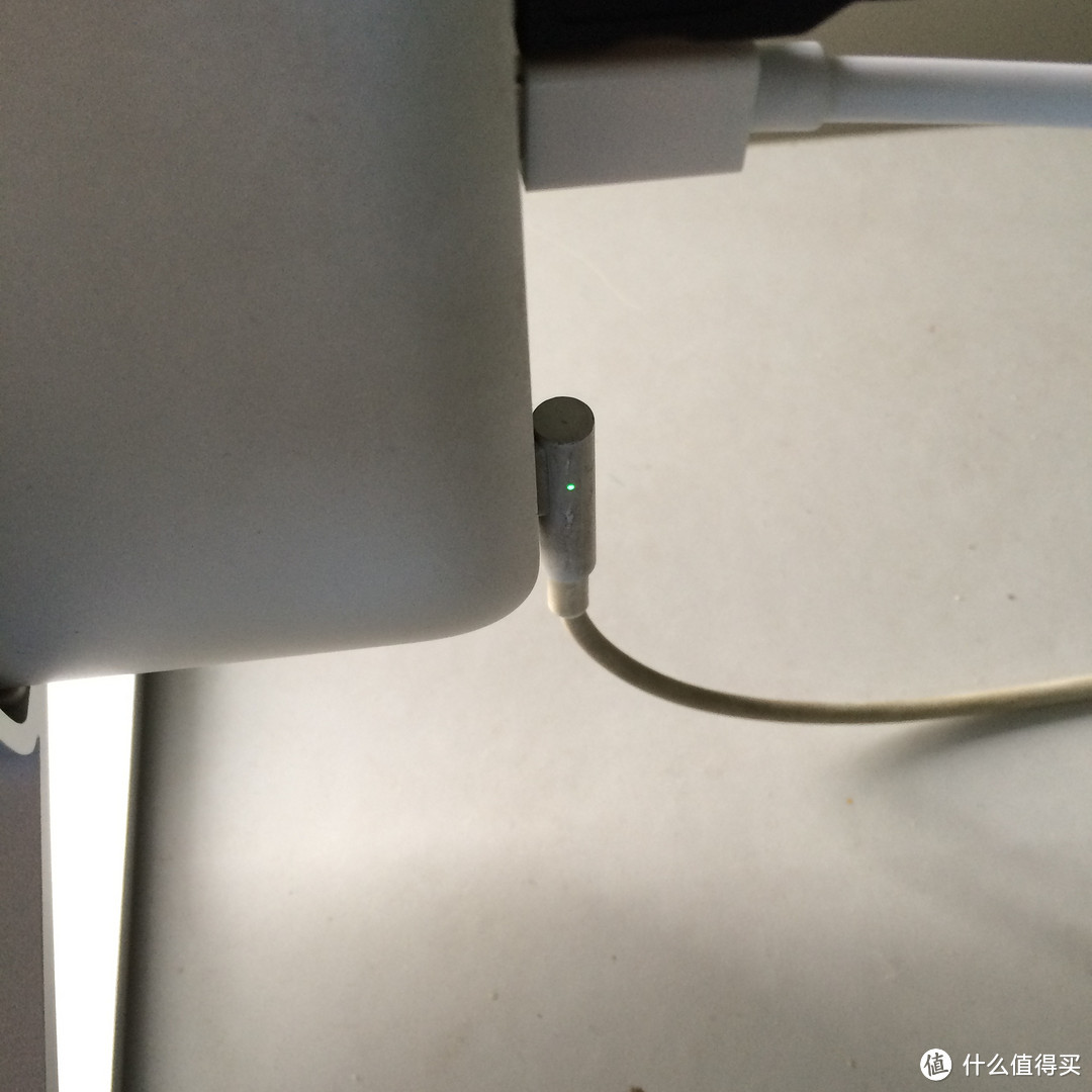 MacBook 直立支架 mTower 以及拔草的连锁反应