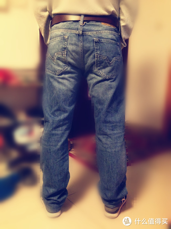 Diesel 迪赛 Regular Fit Jeans LARKEE 800Z 男款牛仔裤