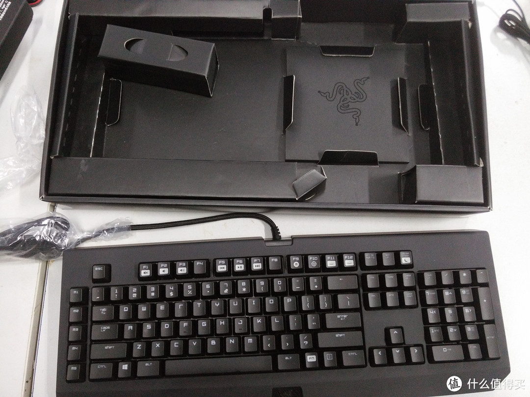 要的就是那一抹骚红：RaZER 雷蛇 BlackWidow 黑寡妇蜘蛛终极潜行版DNF珍藏版 机械键盘