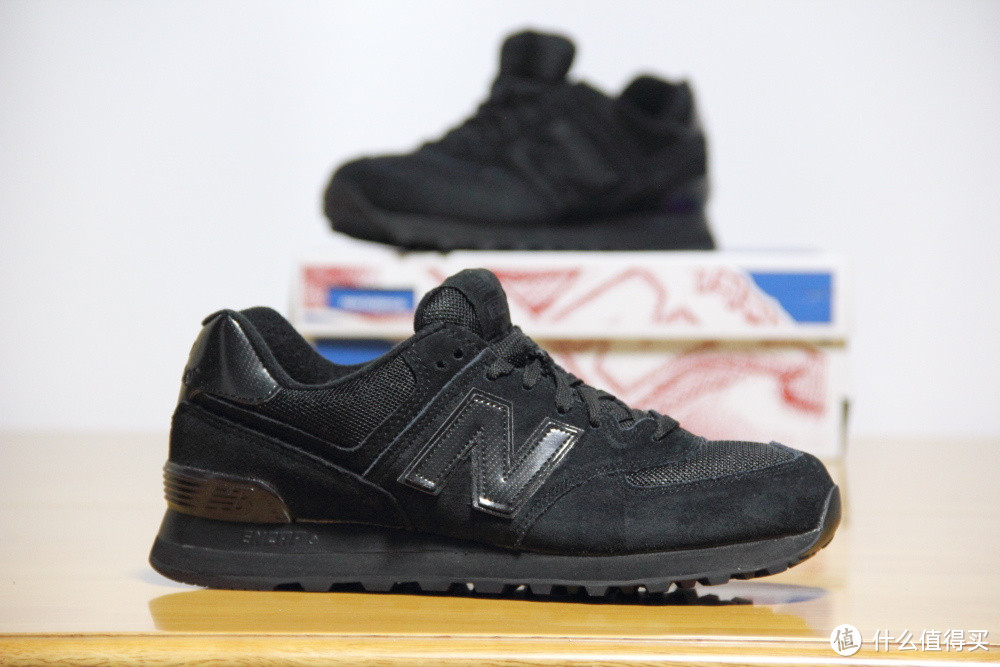 一“黑”到底：New Balance 新百伦 574  男士休闲运动鞋