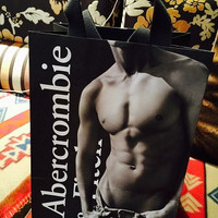 Abercrombie & Fitch 裸男 男士香水外观展示(标签|瓶身)