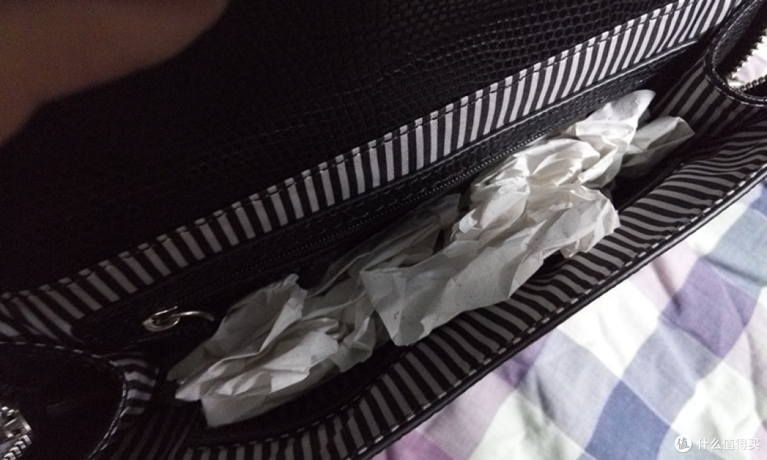 喜欢有打折的春天:晒晒超级划算的 Nine West 玖熙 Strong Angles 女款斜挎包