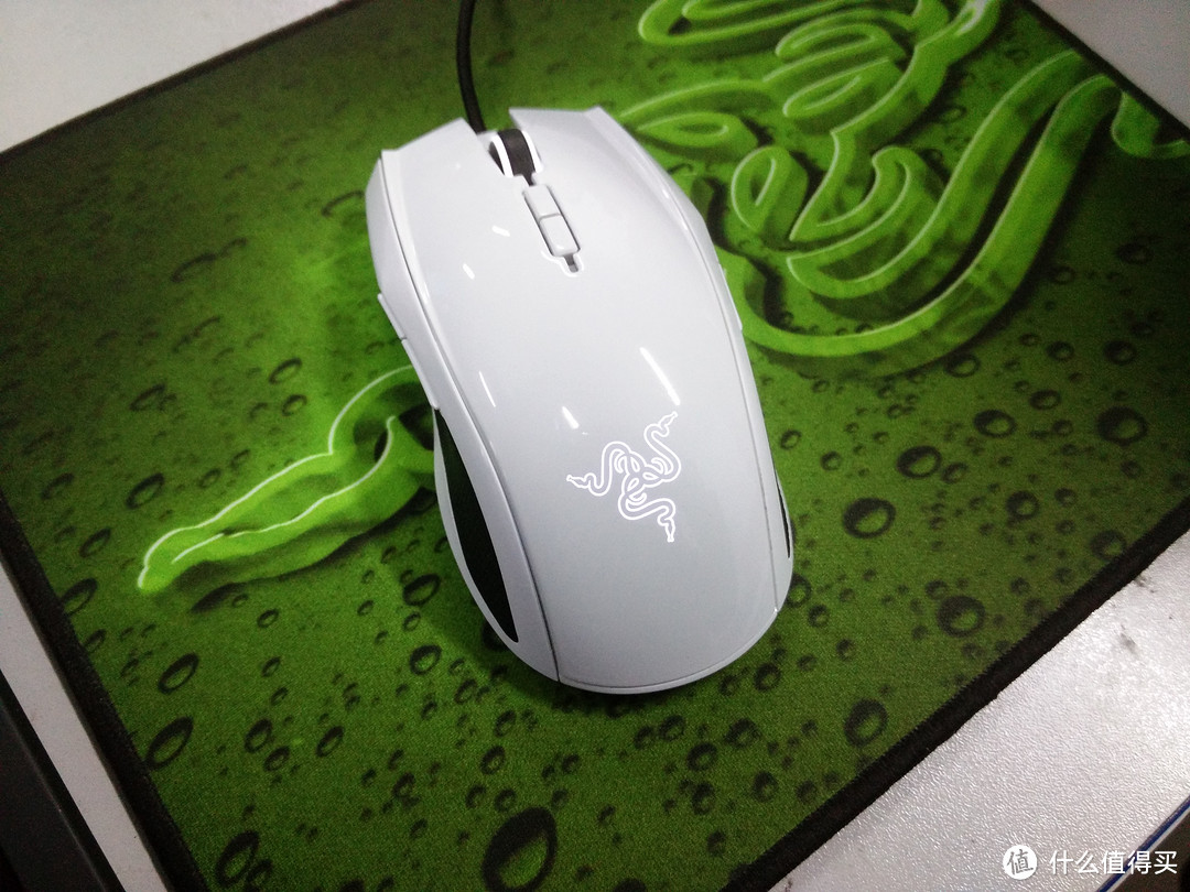 要的就是那一抹骚红：RaZER 雷蛇 BlackWidow 黑寡妇蜘蛛终极潜行版DNF珍藏版 机械键盘